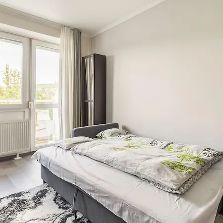 Lovely 1 Bedroom Flat - Gazdagrét Apartman Budapest
