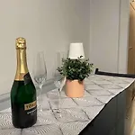Lovely 1 Bedroom Flat - Gazdagret Будапешт