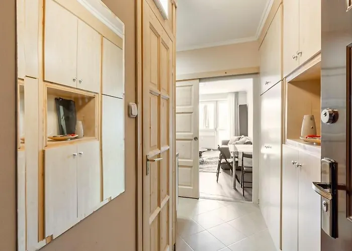 Lovely 1 Bedroom Flat - Gazdagret Apartment